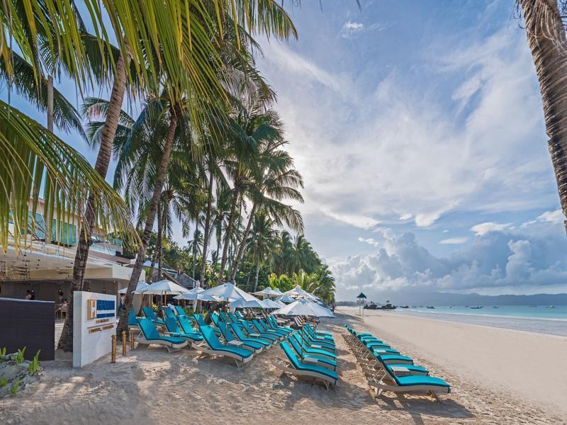 赫纳恩尊贵海滩度假酒店 Balabag  外观 照片 Beach at the Shangri-La's Tanjung Rhu Resort